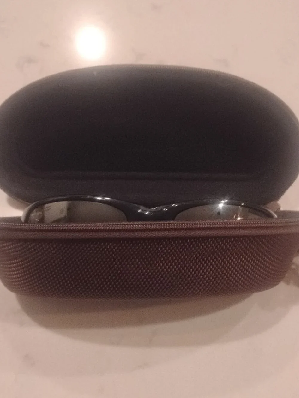 Maui Jim Black Stingray With Brown Lenses